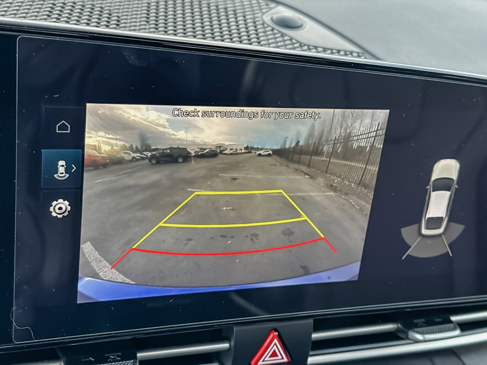 Used 2023 Hyundai Elantra Limited w/ Winter Weather Package image 19