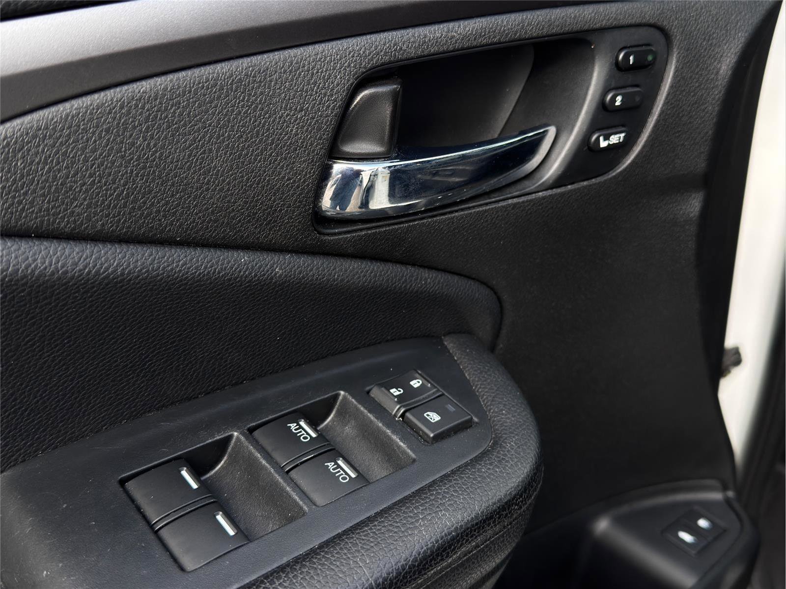 Used 2021 Honda Passport EX-L image 8