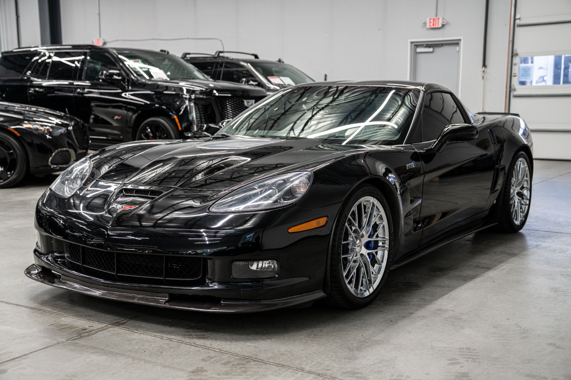 Used 2009 Chevrolet Corvette ZR1 w/ Preferred Equipment Group RWD image 5