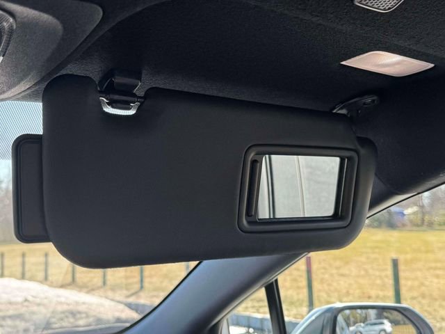 Used 2023 Toyota Corolla SE image 30