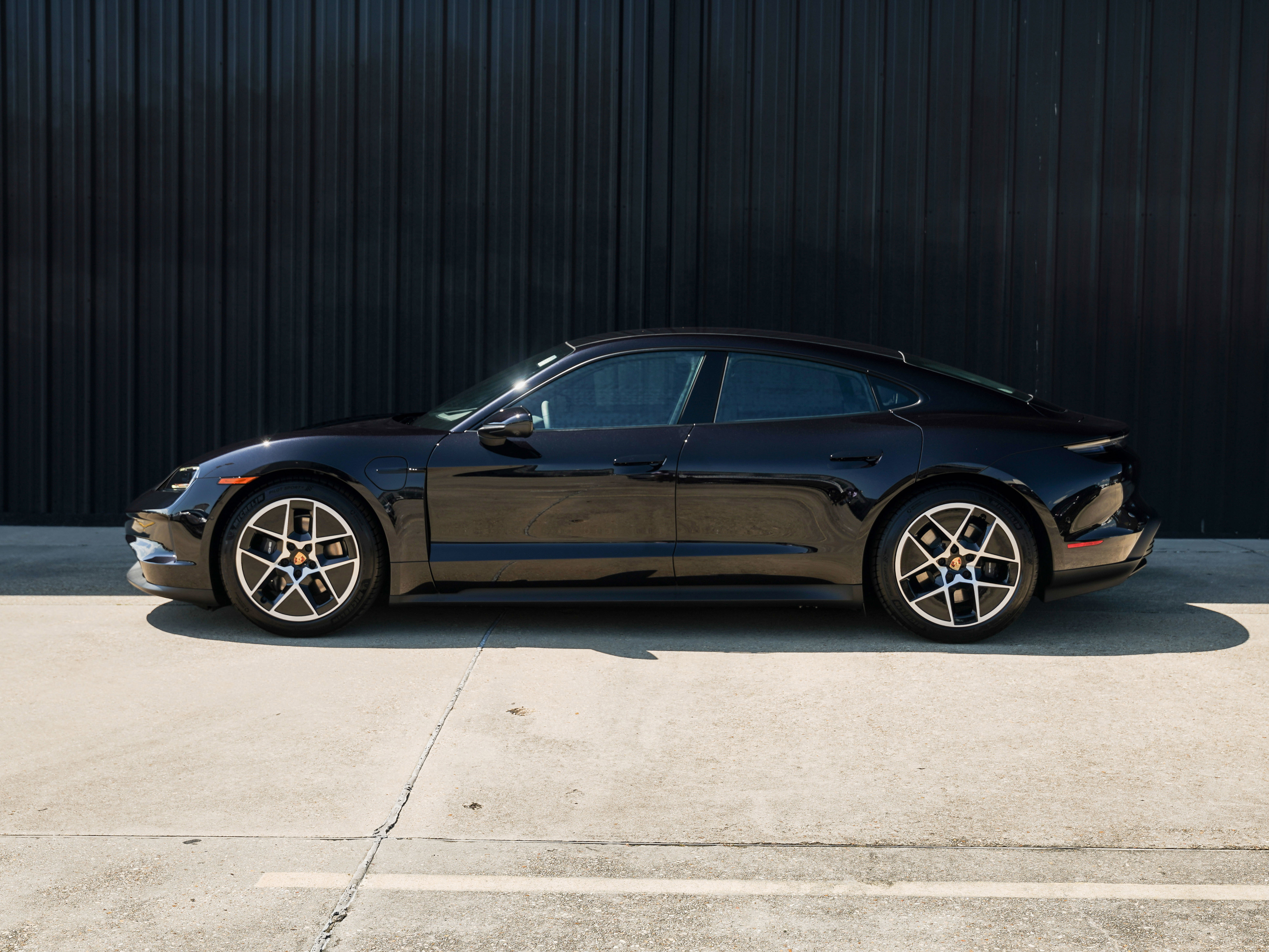 New 2025 Porsche Taycan image 2