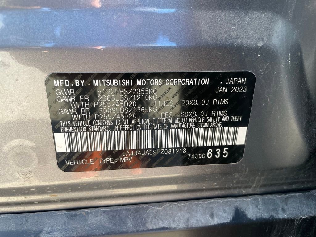 Used 2023 Mitsubishi Outlander SE Black Edition image 43