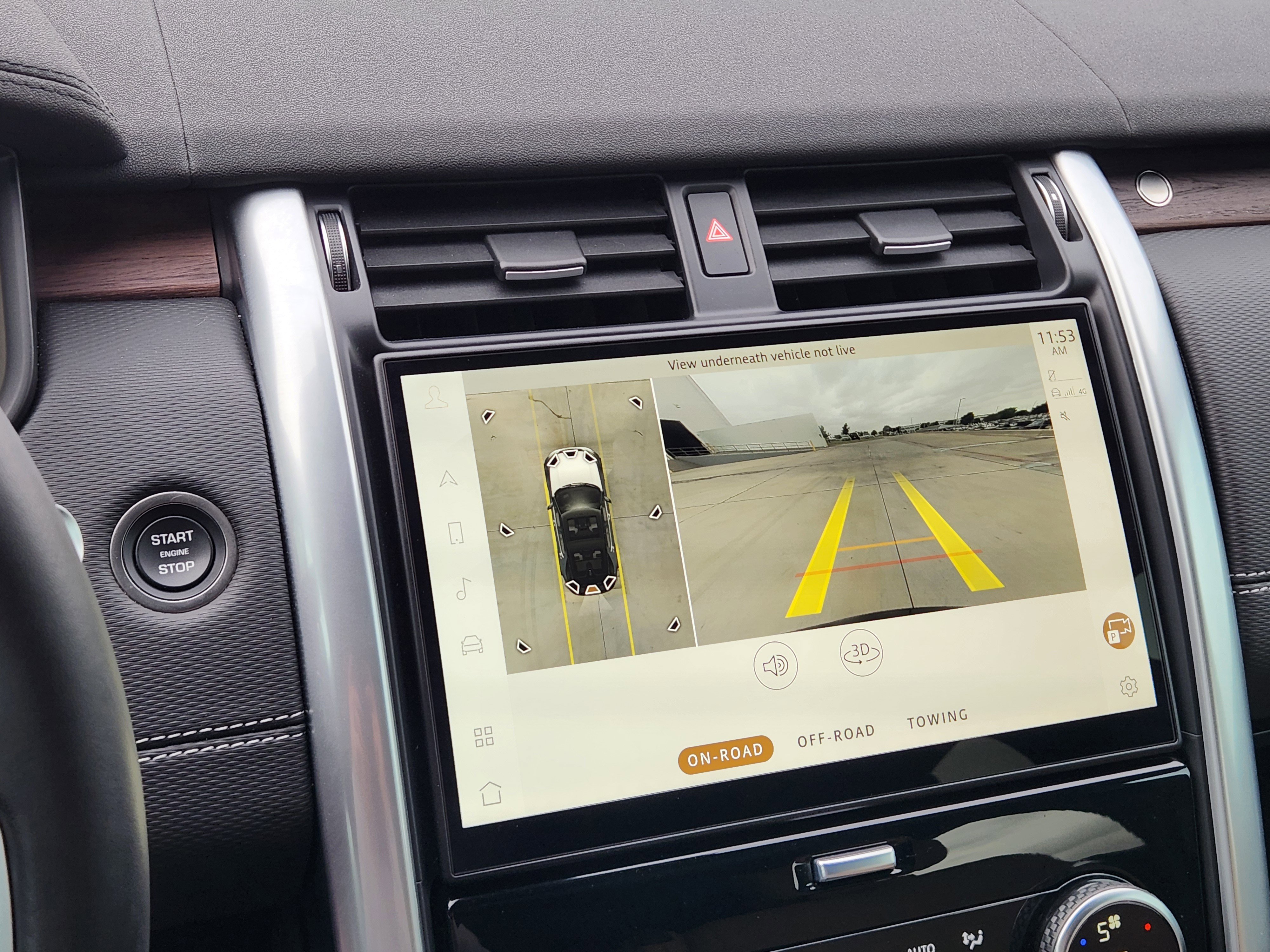 Certified 2025 Land Rover Discovery Dynamic SE image 18