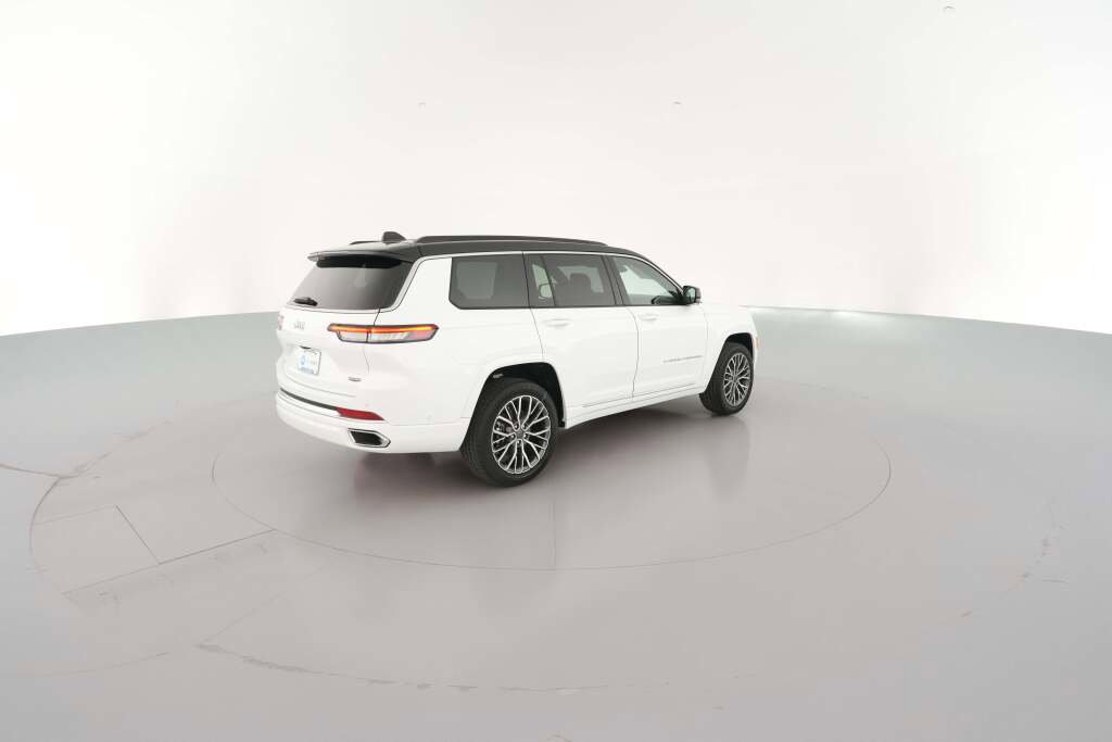 New 2025 Jeep Grand Cherokee L Summit image 12