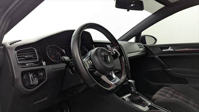 Used 2018 Volkswagen GTI S FWD image 23