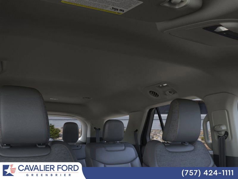 Used 2025 Ford Explorer Active w/ Active Comfort Package image 22