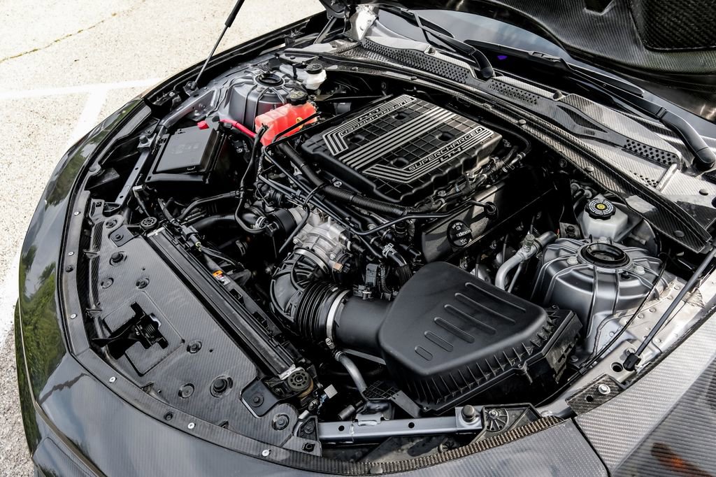 Used 2019 Chevrolet Camaro ZL1 RWD image 51
