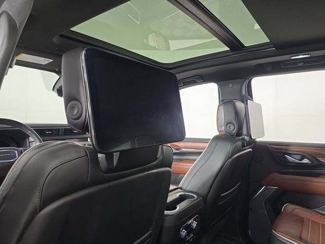 Used 2024 GMC Yukon Denali Ultimate AWD/4WD image 29