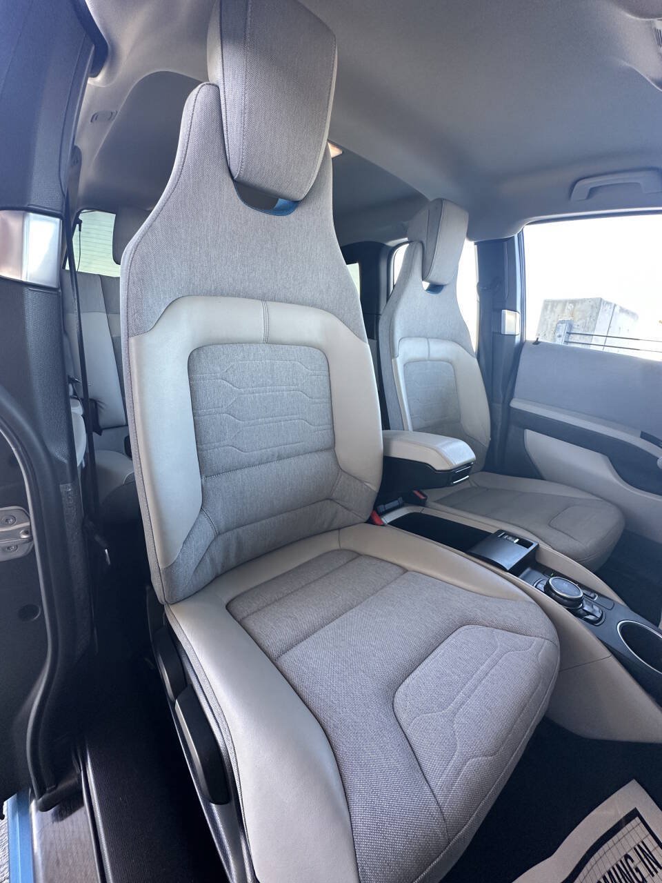 Used 2015 BMW i3 w/ Range Extender RWD image 13