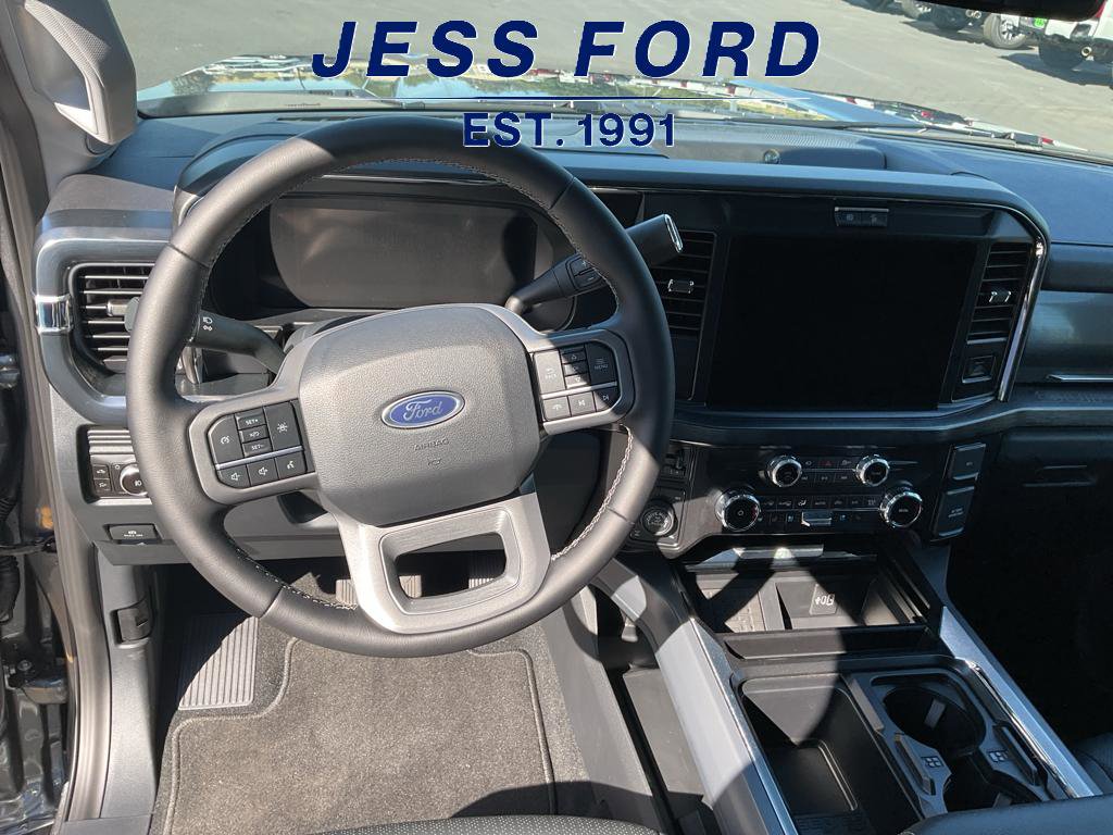 New 2025 Ford F350 Lariat image 15