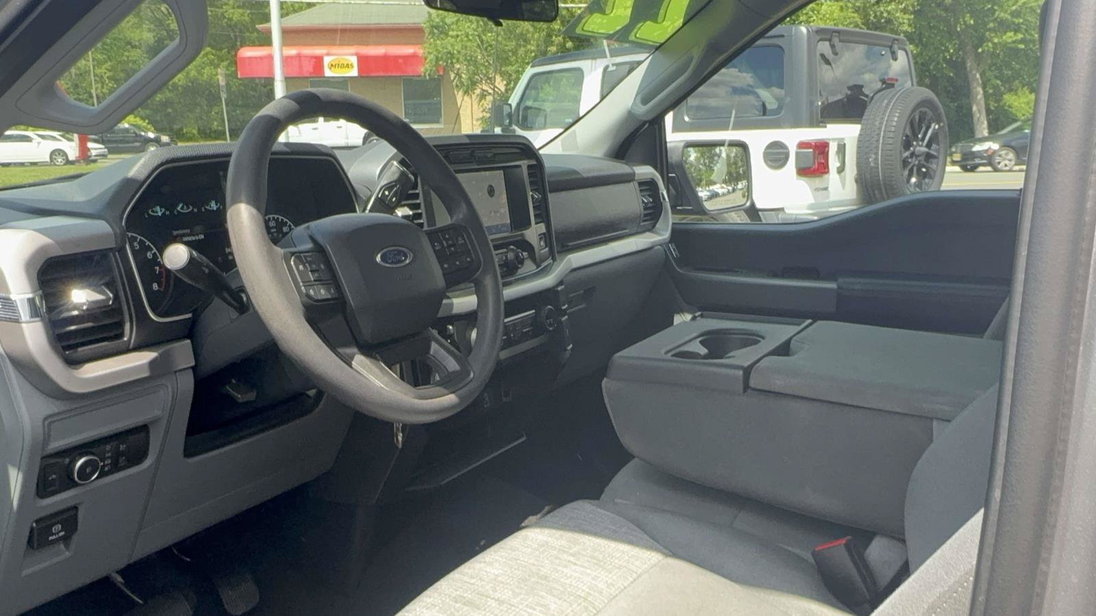 Used 2022 Ford F150 XLT AWD/4WD image 30