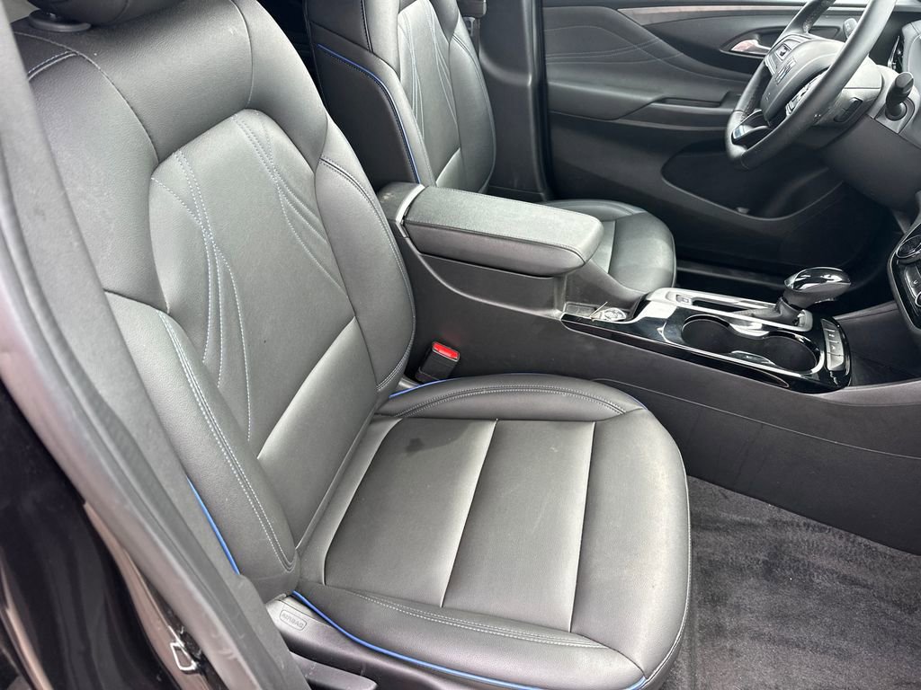 Used 2025 Buick Envista Sport Touring image 13