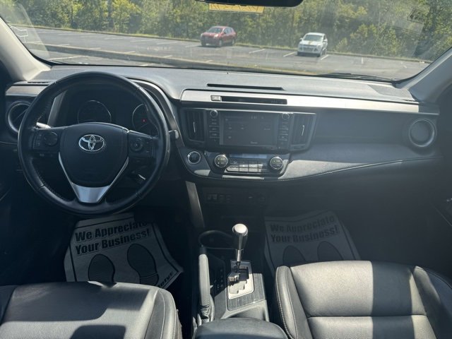 Used 2018 Toyota RAV4 Limited image 14