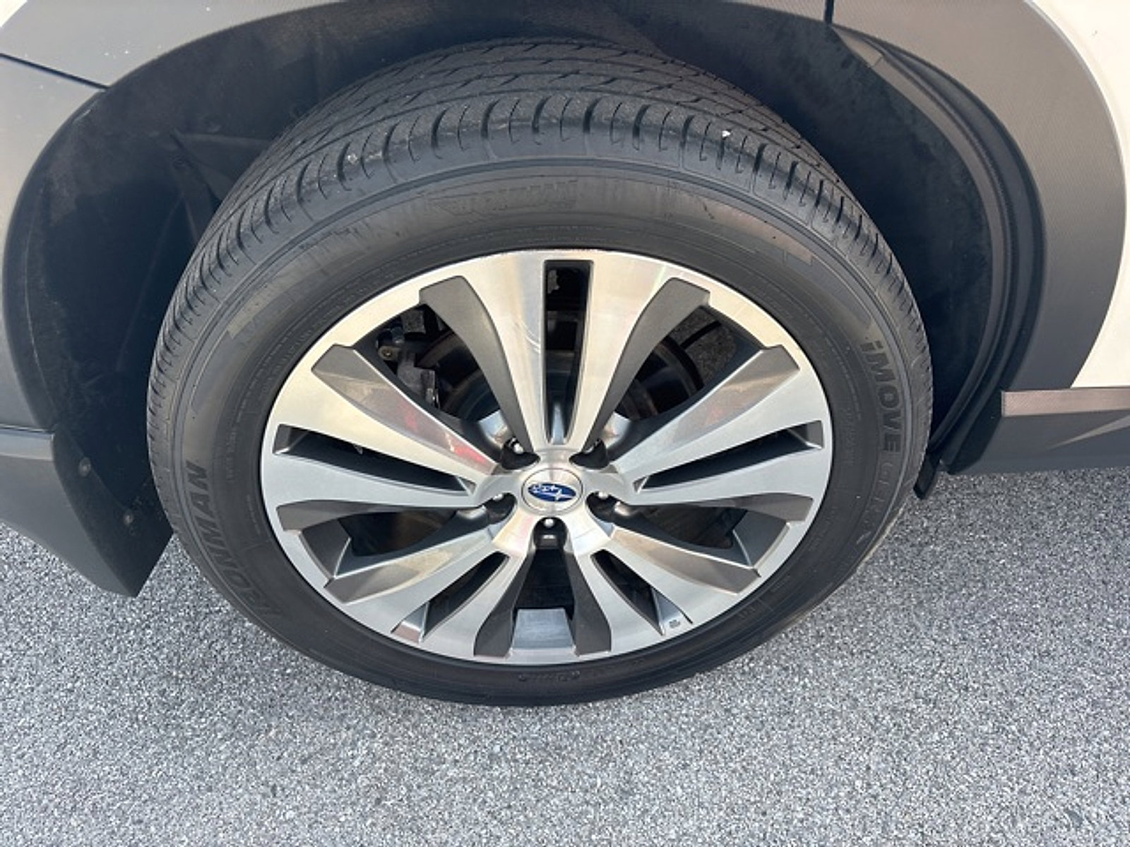Used 2019 Subaru Ascent Touring w/ Popular Package #2 AWD/4WD image 23