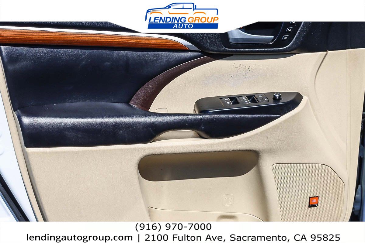 Used 2019 Toyota Highlander Limited image 20