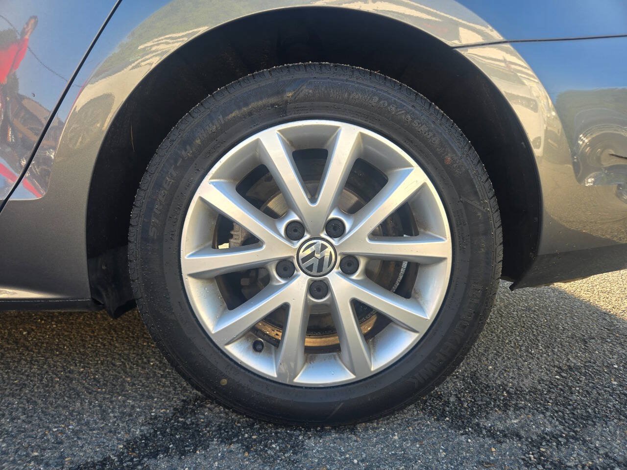 Used 2015 Volkswagen Jetta SE FWD image 16