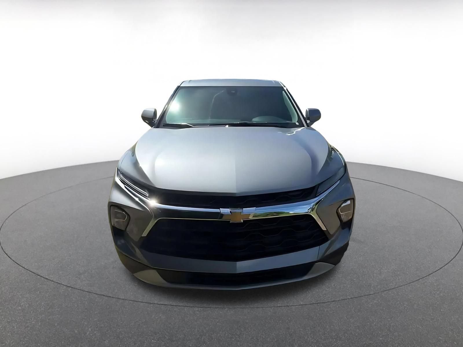 Used 2026 Chevrolet Blazer LT FWD image 4