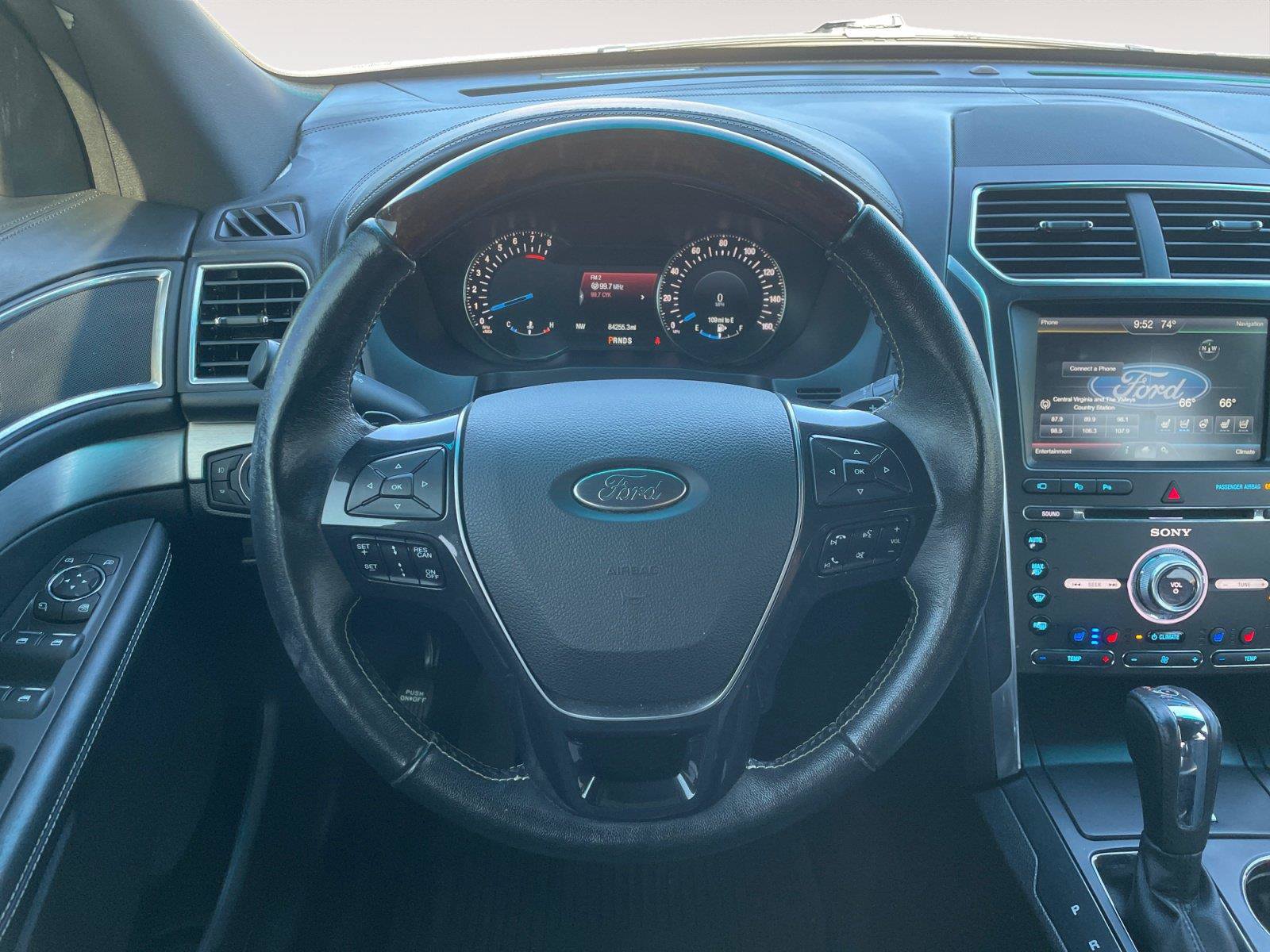 Used 2016 Ford Explorer Platinum AWD/4WD image 12
