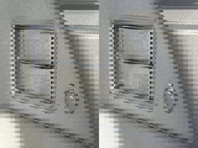 Used 2024 GMC Terrain SLE image 10