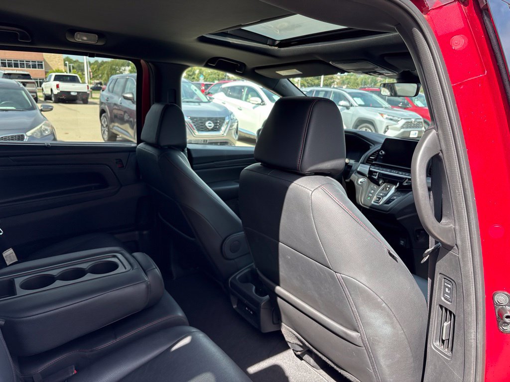 Used 2025 Honda Odyssey Sport-L image 31