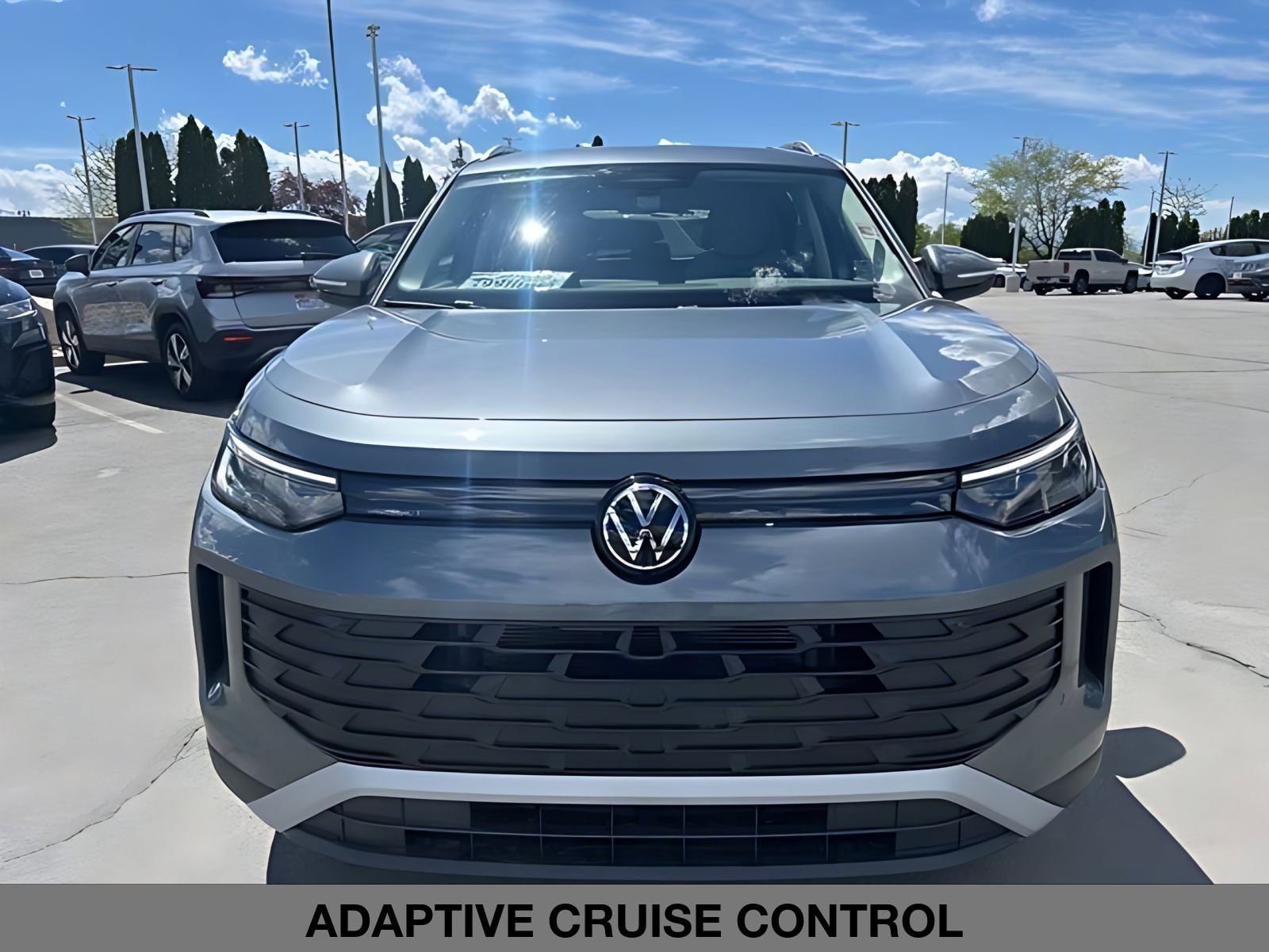 New 2026 Volkswagen Tiguan SE AWD/4WD image 8