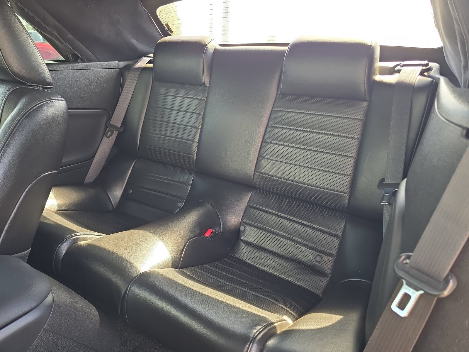 Used 2007 Ford Mustang Premium RWD image 11
