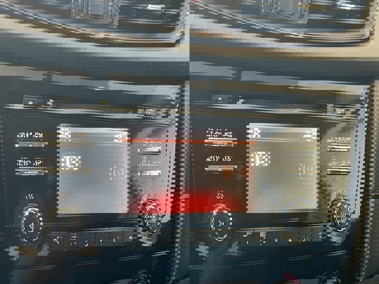 Used 2017 Nissan Rogue S w/ S Appearance Package AWD/4WD image 16