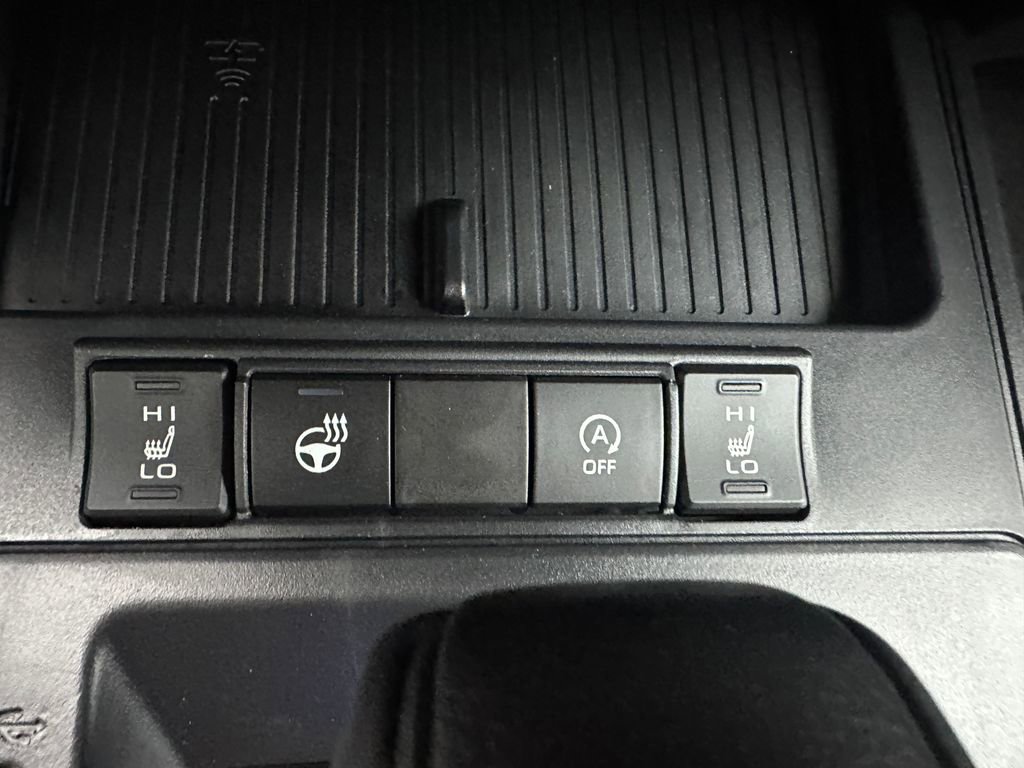 New 2026 Toyota Corolla Cross LE image 18