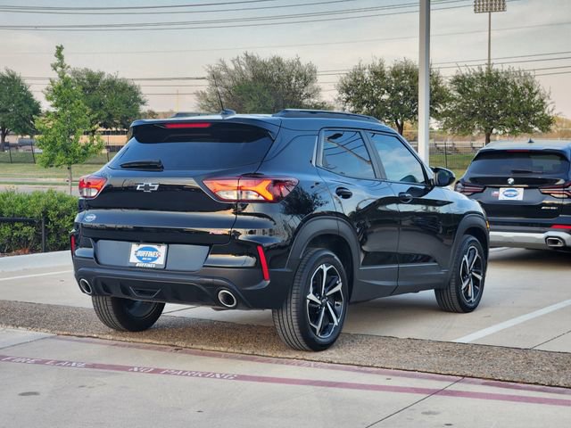 Certified 2023 Chevrolet TrailBlazer RS w/ Convenience Package image 3