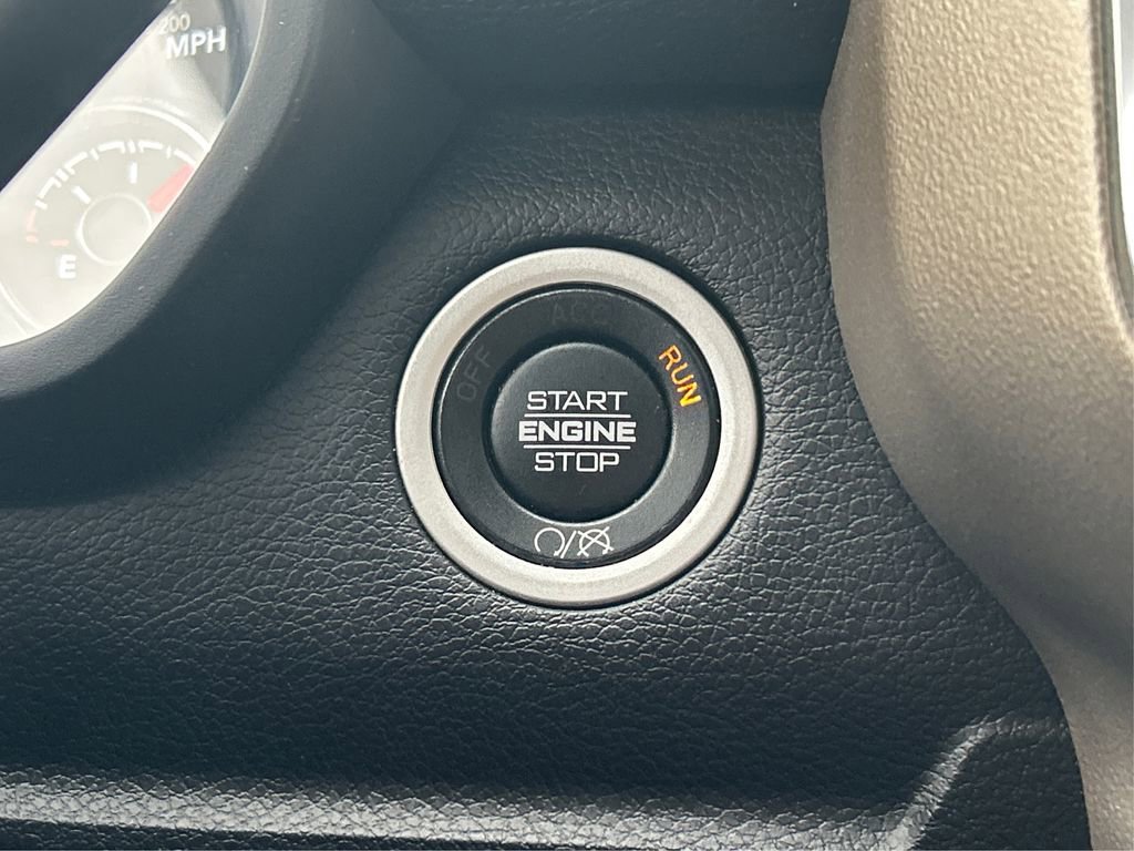 Certified 2020 RAM 2500 Laramie image 33