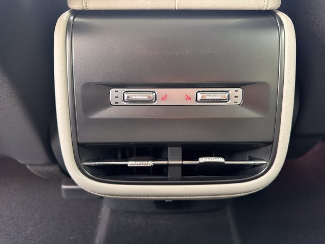 New 2026 Lincoln Nautilus Reserve AWD/4WD image 15