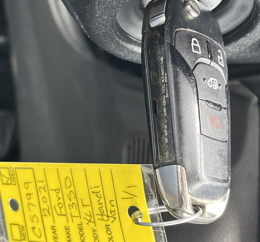 Used 2021 Ford Transit 350 XLT image 22