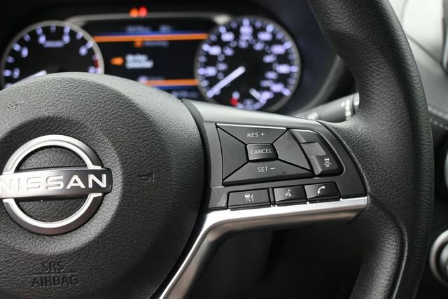 Used 2025 Nissan Sentra SV FWD image 16