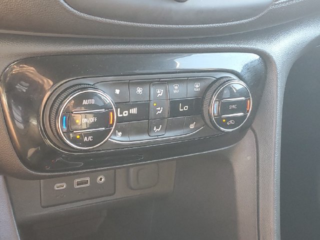 Certified 2021 Buick Encore GX Select FWD image 27