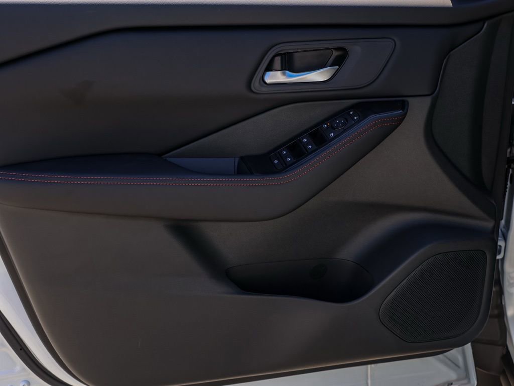 New 2026 Nissan Rogue SV image 22