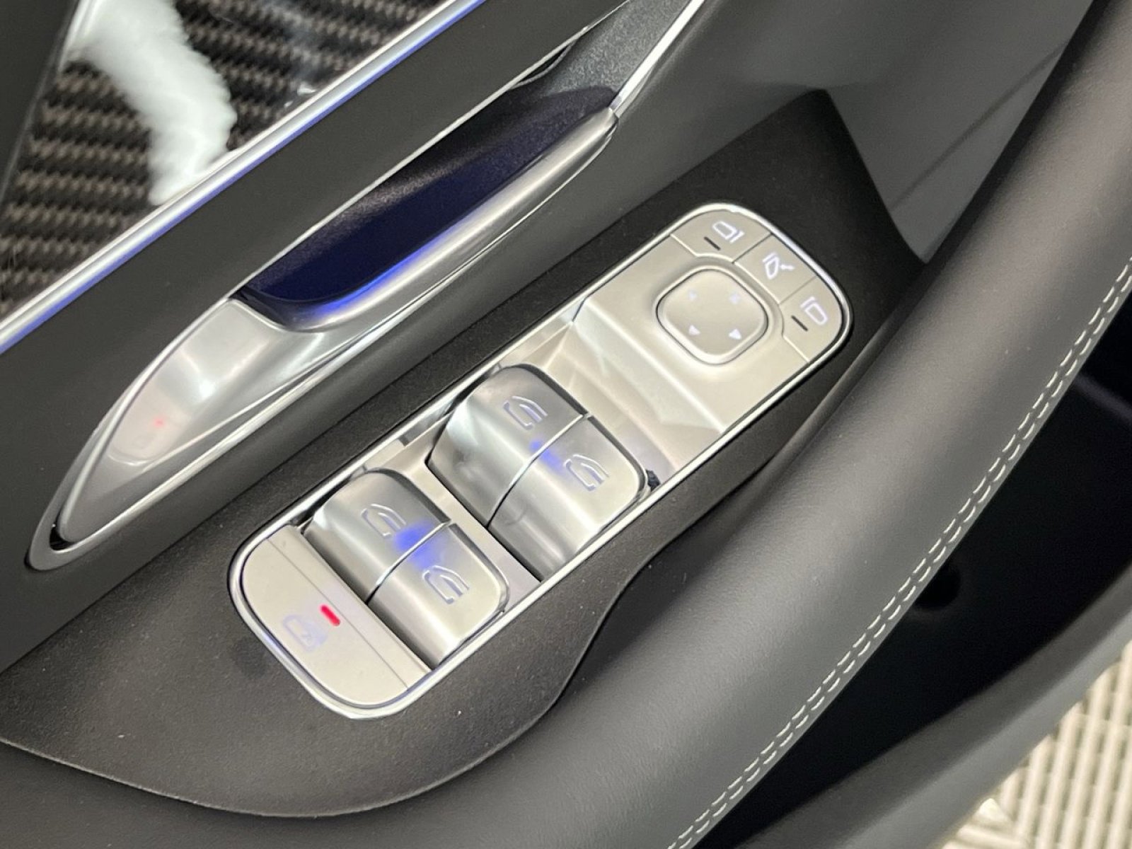 Used 2025 Mercedes-Benz GLE 63 AMG S image 13