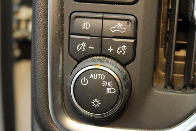 Used 2021 Chevrolet Silverado 1500 LT Trail Boss w/ Bed Protection Package image 21