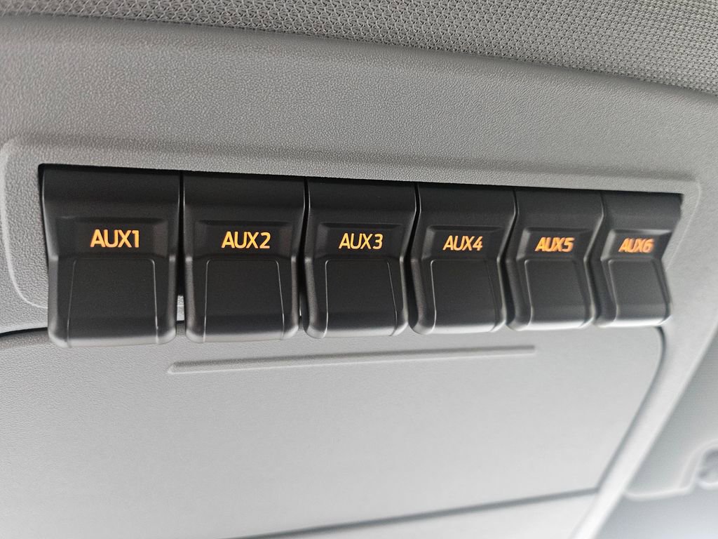 New 2026 Ford F250 XLT w/ 360-Degree Camera Package image 15