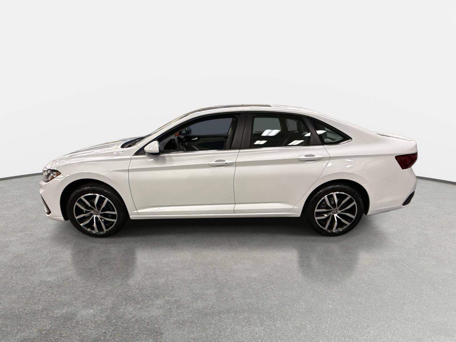 New 2026 Volkswagen Jetta SE image 8