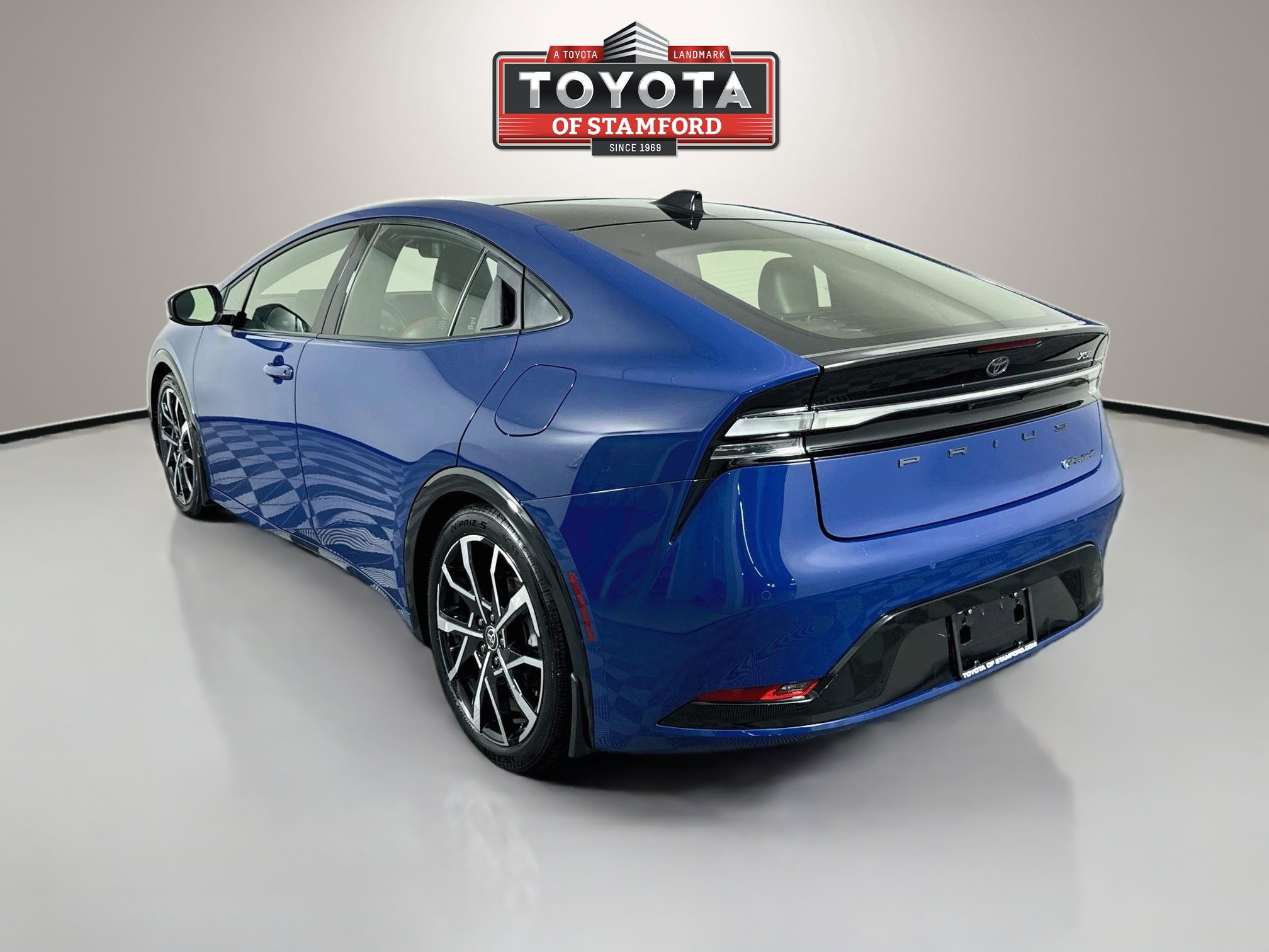 Certified 2024 Toyota Prius Prime FWD image 5