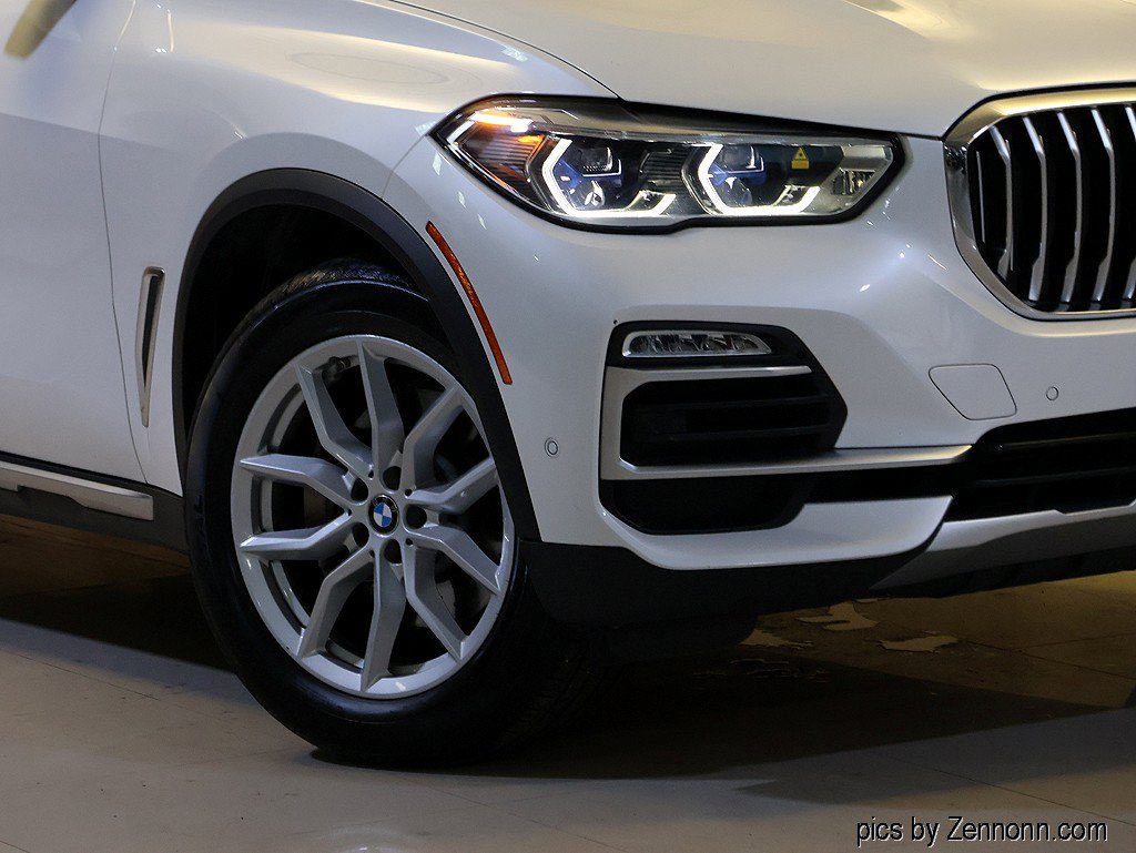 Used 2019 BMW X5 xDrive40i w/ Executive Package AWD/4WD image 3