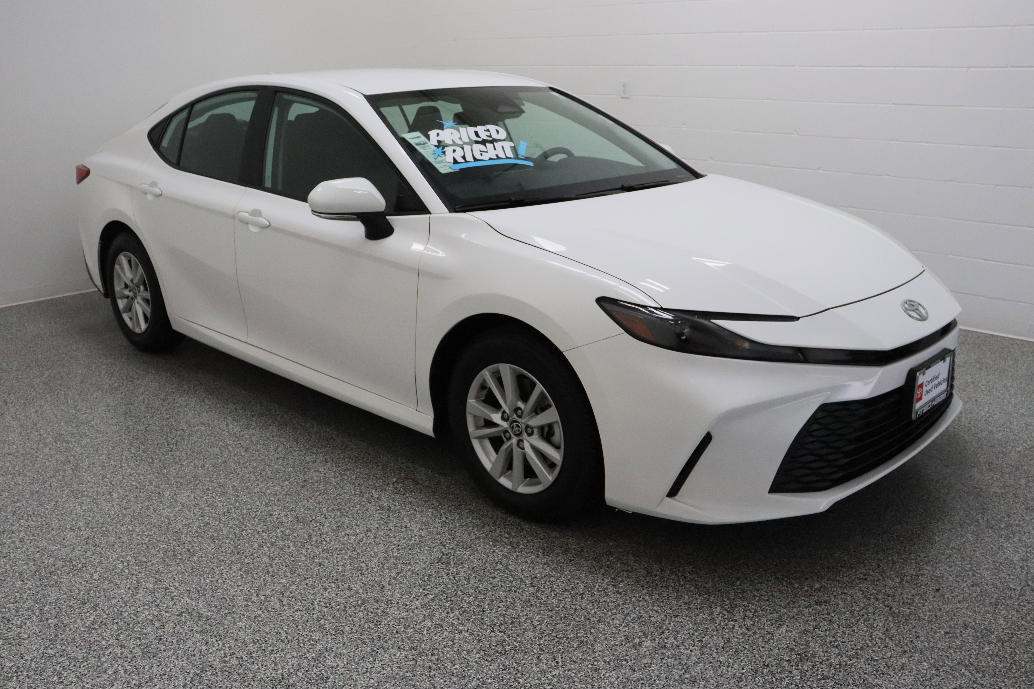 Certified 2025 Toyota Camry LE image 4