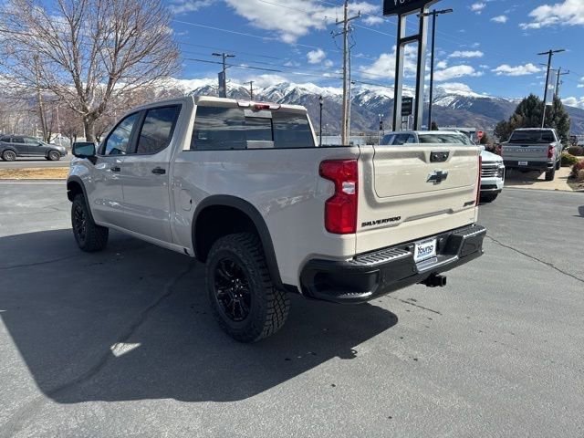 Used 2026 Chevrolet Silverado 1500 ZR2 w/ Dark Appearance Package AWD/4WD image 5