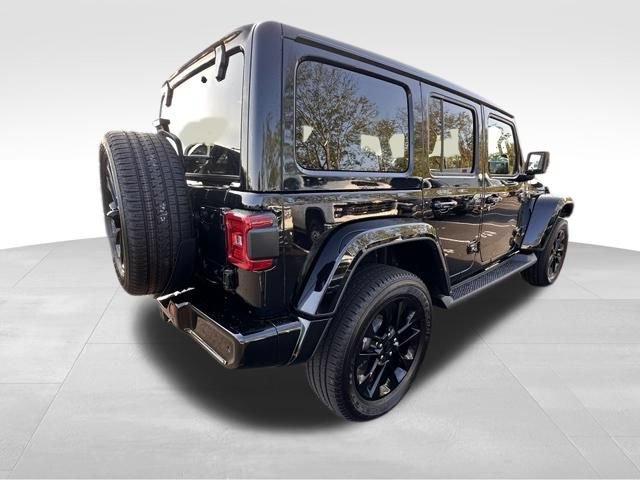 Used 2021 Jeep Wrangler Unlimited Sahara AWD/4WD image 7