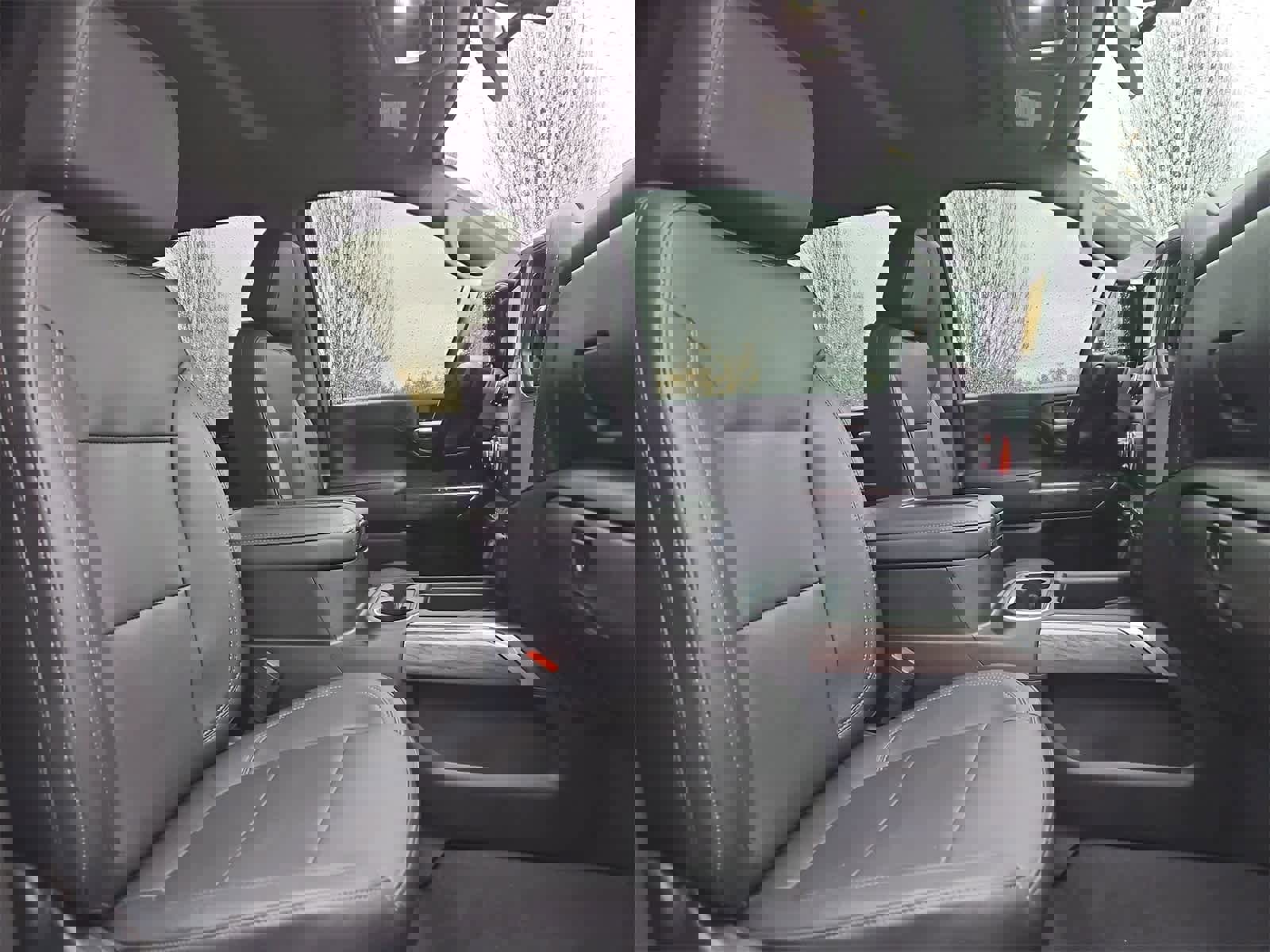 Used 2021 Chevrolet Silverado 3500 LTZ w/ LTZ Plus Package image 21