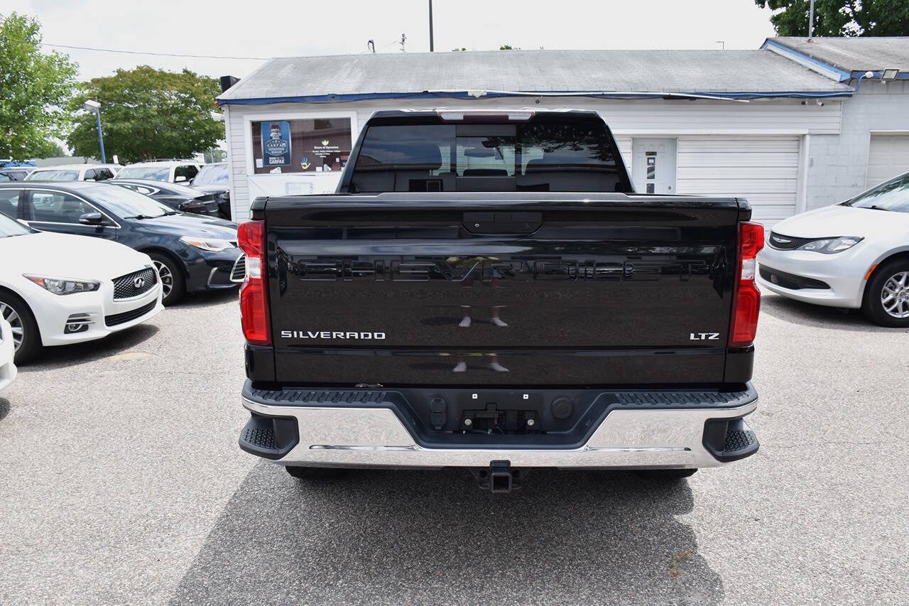 Used 2019 Chevrolet Silverado 1500 LTZ w/ LTZ Convenience Package RWD image 4