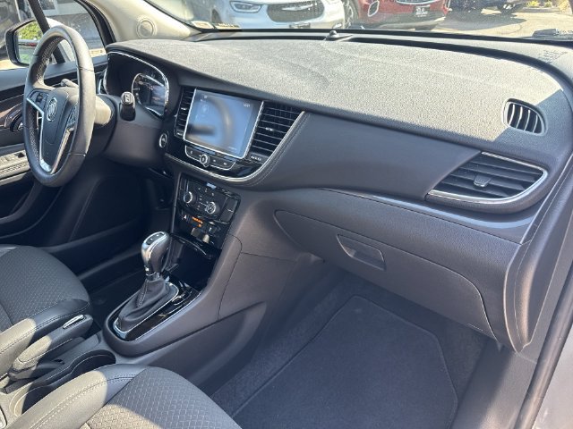 Used 2020 Buick Encore Sport Touring w/ Safety Package FWD image 27