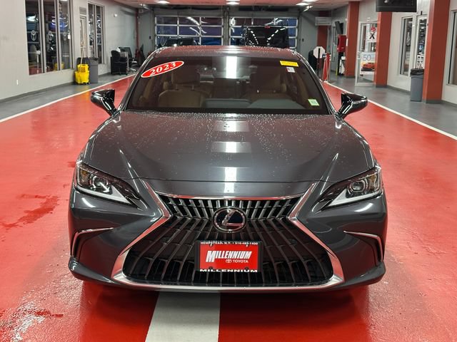 Used 2023 Lexus ES 350 w/ Premium Package FWD image 8