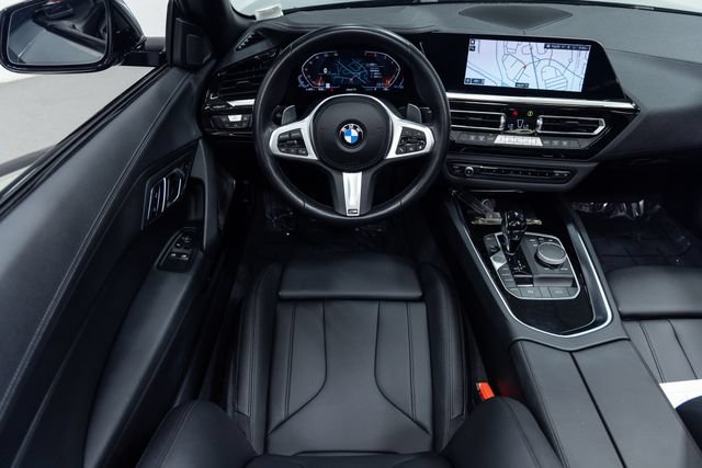 Used 2023 BMW Z4 sDrive30i w/ Driving Assistance Package RWD image 3
