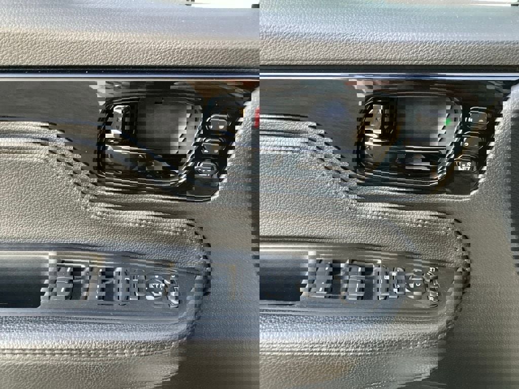 Used 2023 Honda Odyssey Elite image 15